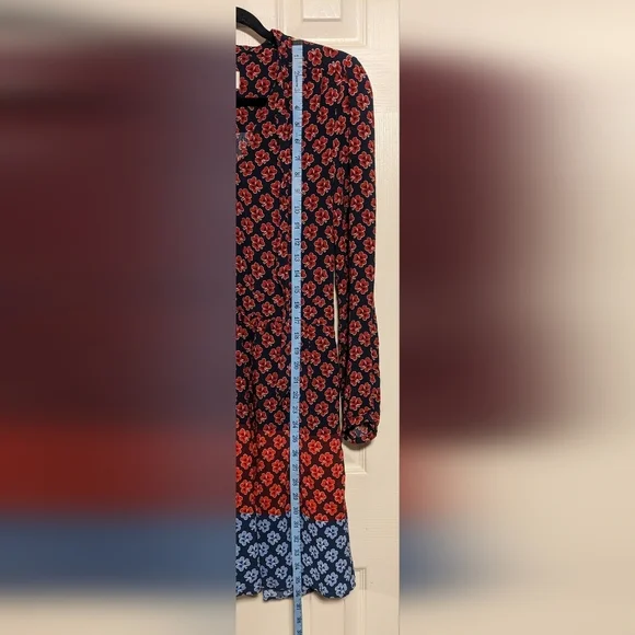 5/$25. Gap dress, navy and red long sleeve floral dress - Picture 4 of 10